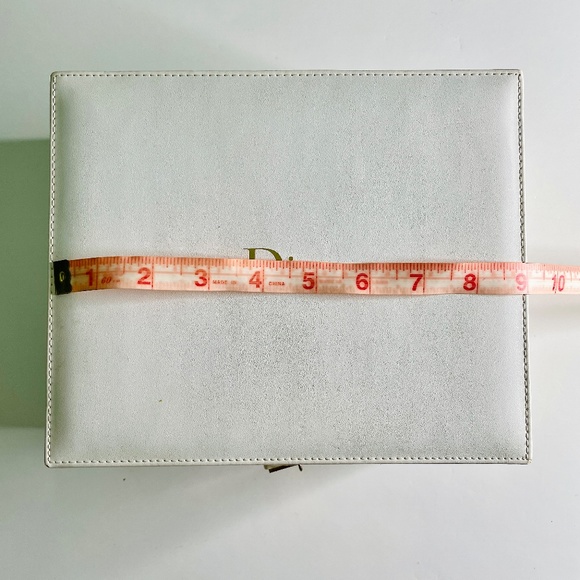 Christian Dior Parfums White Faux Leather "D" Charm Empty Storage Gift Box - Picture 13 of 16